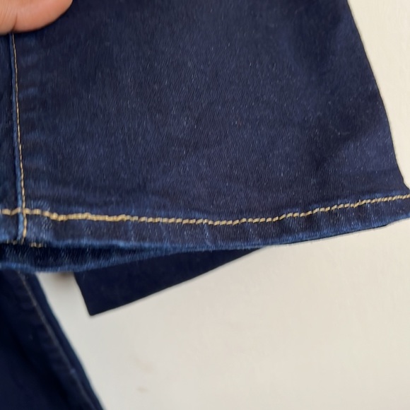 Levi’s Women Shaping Straight Leg jeans - Picture 7 of 11